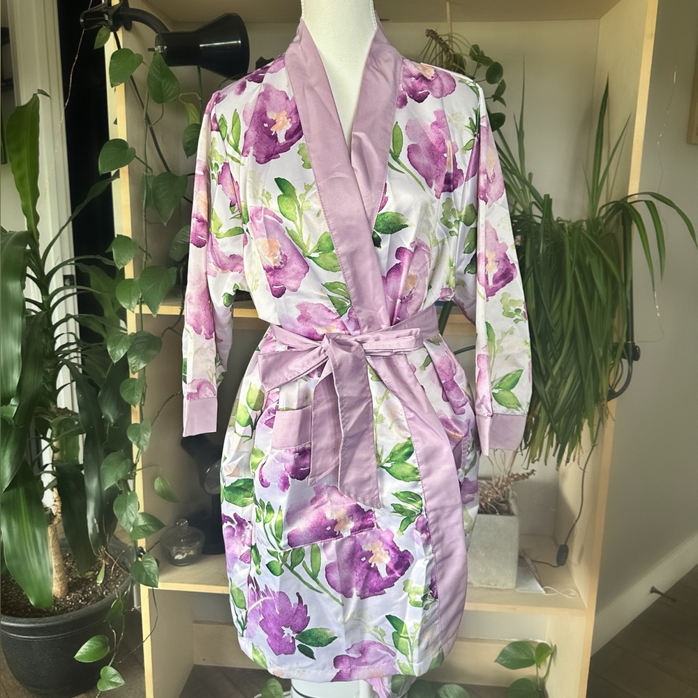 S/M satin robe